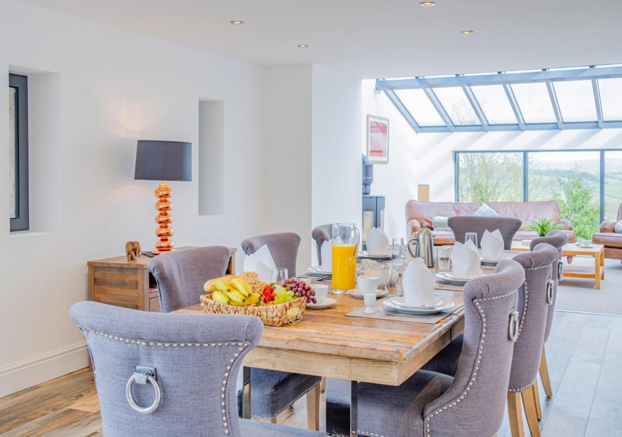 USK Barn Apartment Llanbadoc Bagian luar foto
