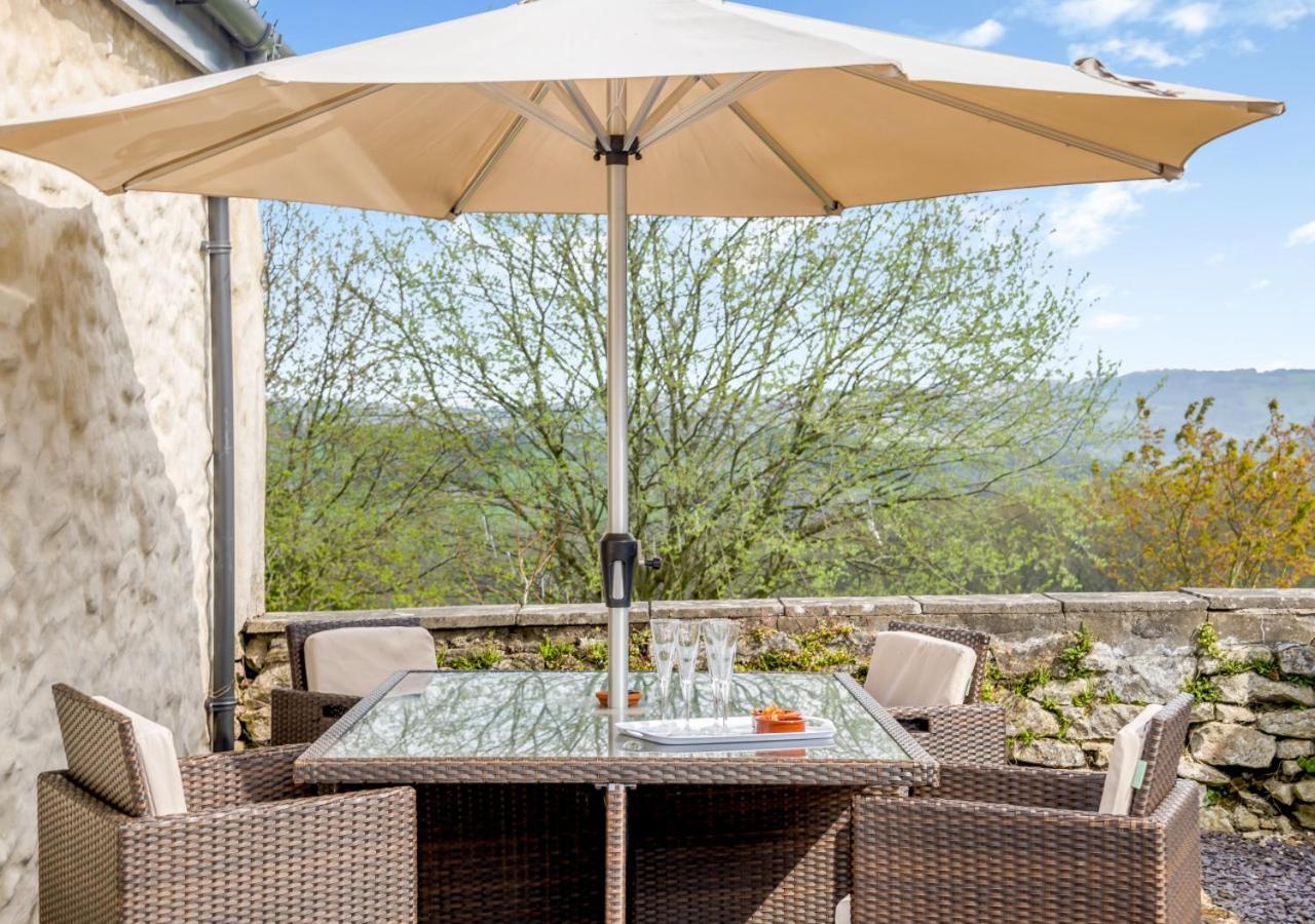USK Barn Apartment Llanbadoc Bagian luar foto