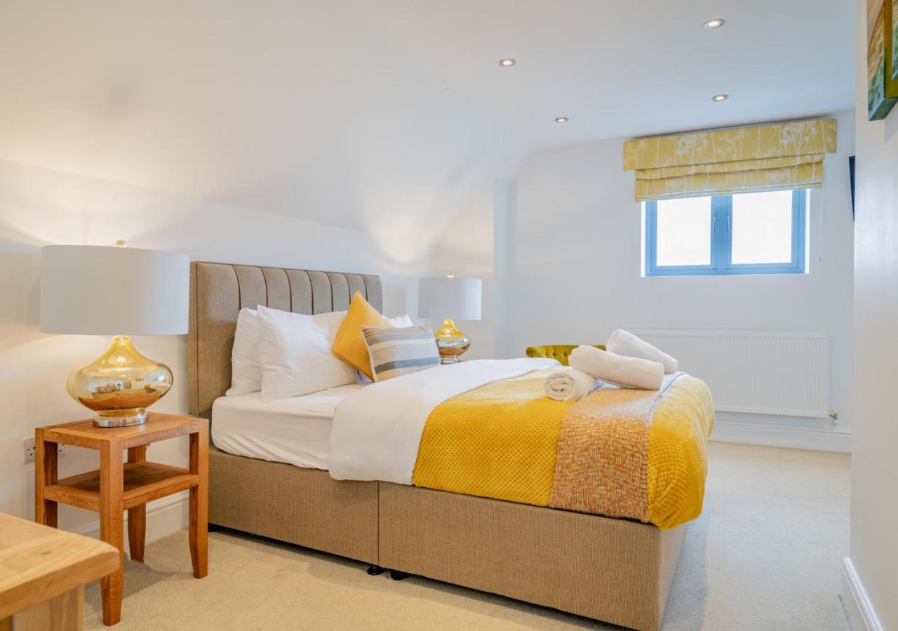 USK Barn Apartment Llanbadoc Bagian luar foto