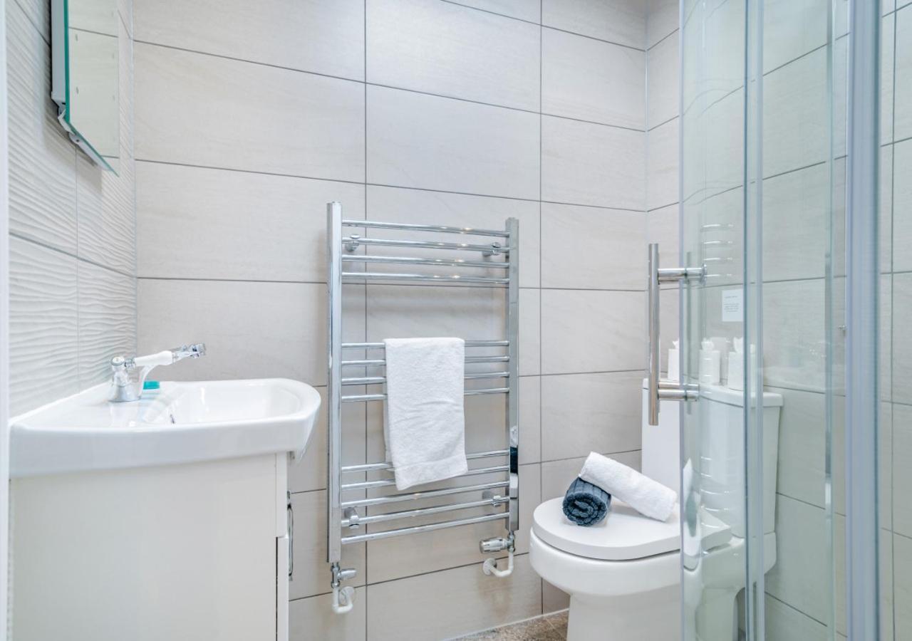USK Barn Apartment Llanbadoc Bagian luar foto